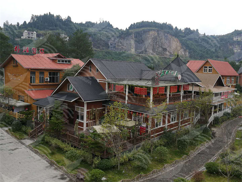 选择湛江合成树脂瓦，为南方屋顶雨季防水护航